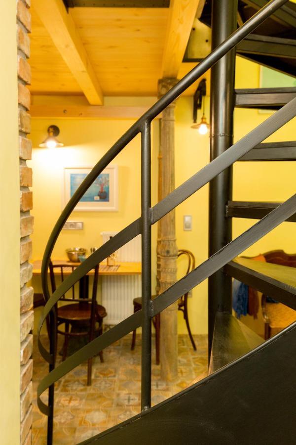 Artistic Apartment Budapest Exteriör bild